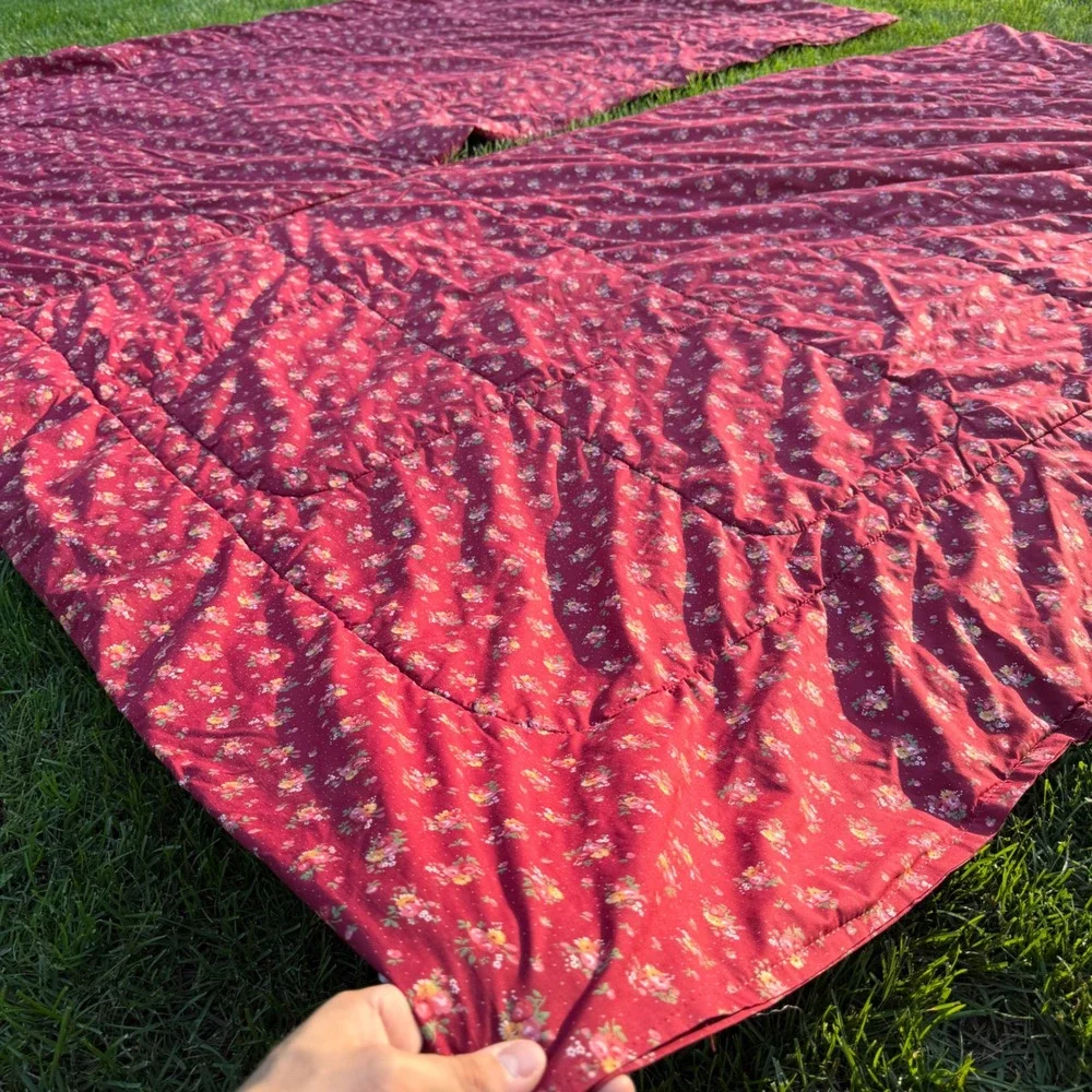 Vintage Cannon Floral Calico Quilted Bedspread Red Cottagecore Made in USA 94x81